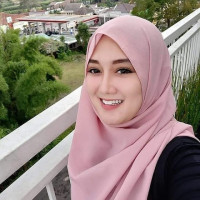 Image of Cantik dengan Jilbab